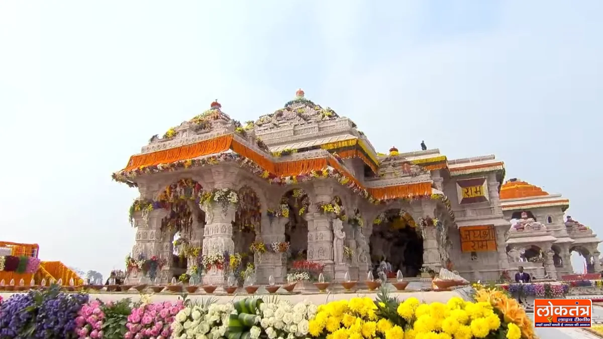 राम मंदिर में दर्शन के दौरान गर्मी से बेहोश हुए दो मलेशियाई श्रद्धालु, परिसर के अस्पताल में इलाज के बाद हालत ठीक