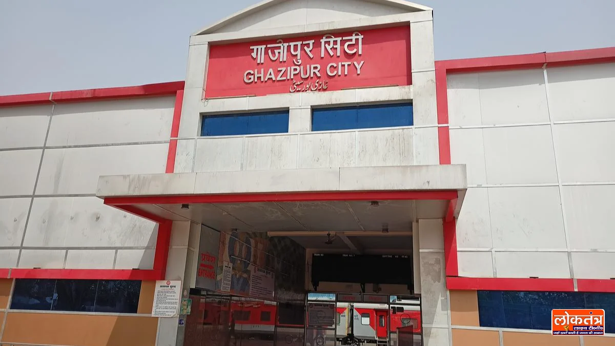 गाजीपुर में गंगा घाट (प्रतीकात्मक)