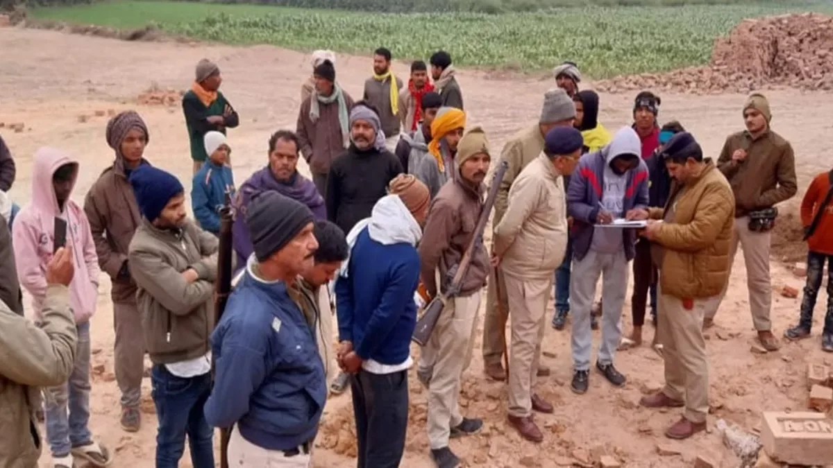 बेगूसराय में सुबह-सुबह अंधाधुंध गोलीबारी से हड़कंप: बस स्टैंड पर बाइक सवार बदमाशों ने दागी गोलियां