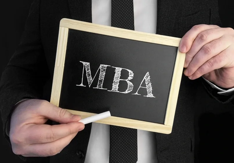 MBA Career Scope: क्या एमबीए सिर्फ बिजनेस वालों के लिए है? जानिए किन क्षेत्रों में मिलते हैं करियर के मौके