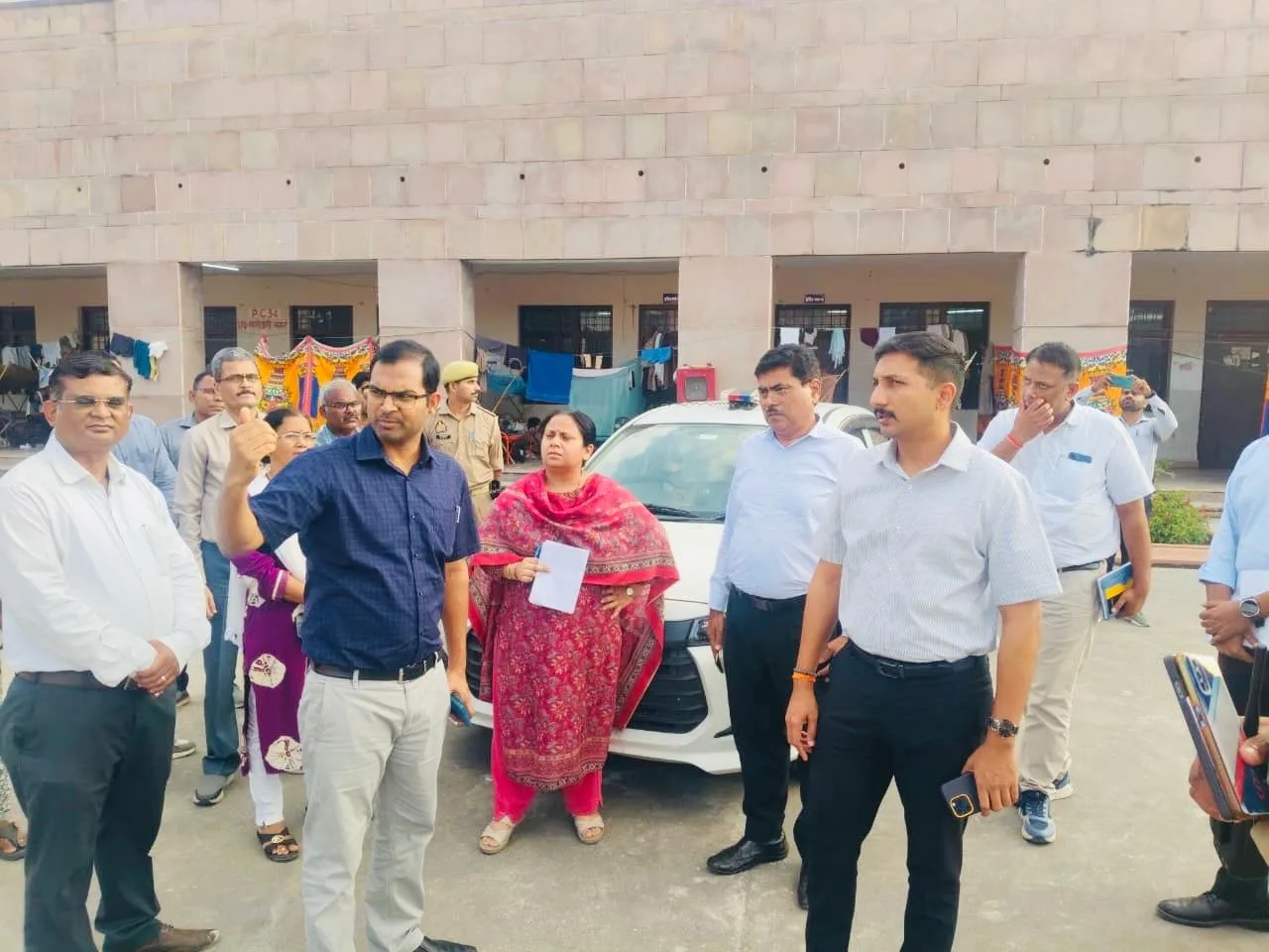 लखनऊ में विधान परिषद चुनाव की तैयारियां तेज, डीएम विशाख जी ने मतदान कार्मिकों को दिया प्रशिक्षण