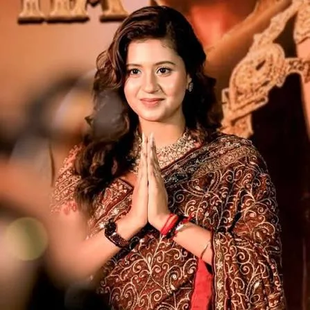 कच्चा बादाम’ गाना बजते ही रोका डांस दर्शकों की सुरक्षा और अव्यवस्थाओं पर जताई नाराजगी आयोजकों का पक्ष आना बाकी