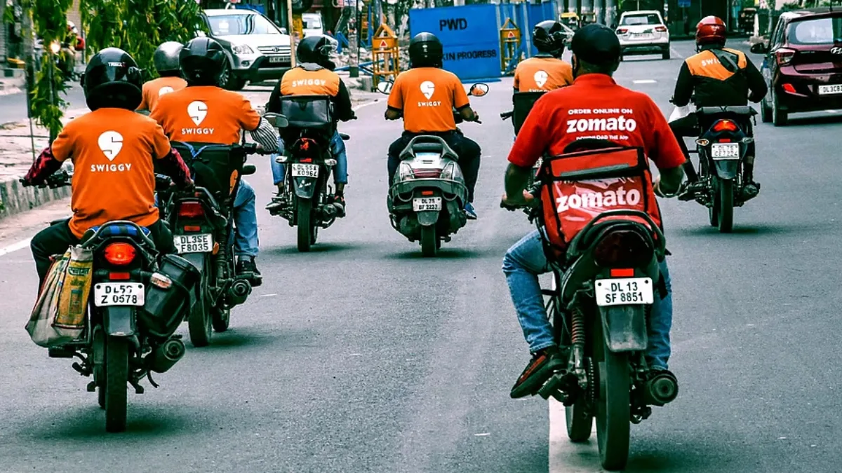 10 मिनट वाली Blinkit ने Instamart को पछाड़ा, फूड डिलीवरी में Zomato की मजबूत पकड़