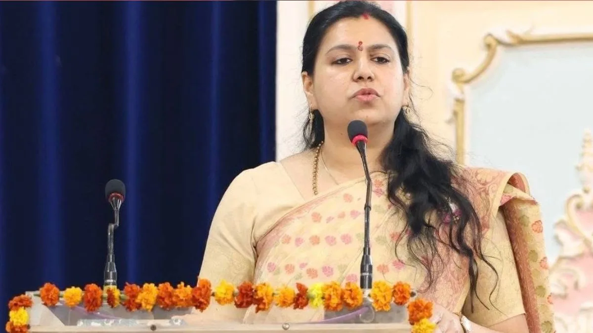 पूर्व IAS दिव्या मित्तल का बड़ा ऐलान! यूपी की 403 सीटों पर चुनाव लड़ेगी जननीति भारत?