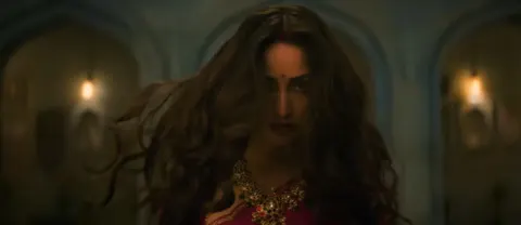 ‘नई नवेली’ की कॉमेडी के पीछे छिपा है बड़ा मैसेज, आनंद एल राय बोले- सिर्फ ‘डायन’ शब्द की बात नहीं