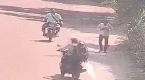 ग्वालियर चिड़ियाघर के बाहर 18 वर्षीय पत्नी अचानक गायब, CCTV में दूसरे युवक की बाइक पर जाती दिखी