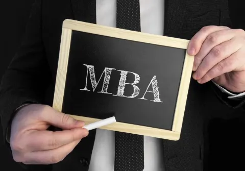 MBA Career Scope: क्या एमबीए सिर्फ बिजनेस वालों के लिए है? जानिए किन क्षेत्रों में मिलते हैं करियर के मौके