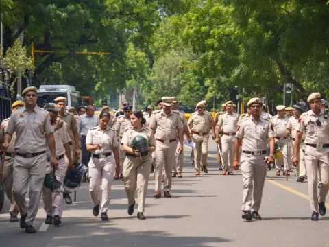 CJP प्रदर्शन के बीच दिल्ली पुलिस का भावुक संदेश, सोशल मीडिया पर मिली-जुली प्रतिक्रियाएं