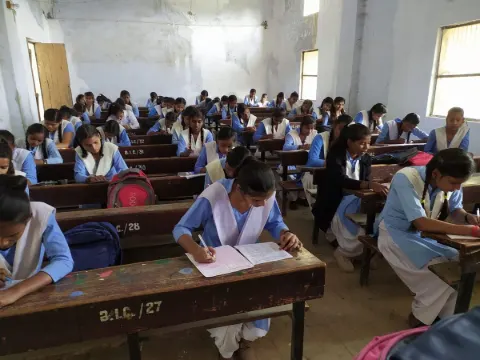 अयोध्या के तारुन ब्लॉक में भारतीय संस्कृति ज्ञान परीक्षा आयोजित, 15 केंद्रों पर 825 विद्यार्थियों ने लिया हिस्सा
