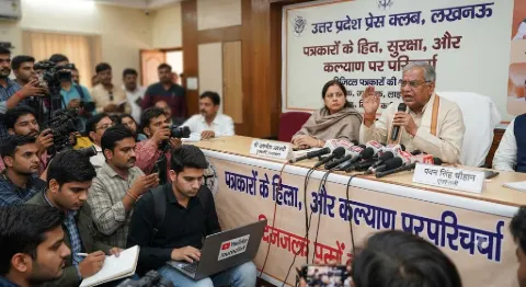 लखनऊ: यूपी प्रेस क्लब में पत्रकारों के हितों पर मंथन, सुरक्षा-मेडिकल सुविधा