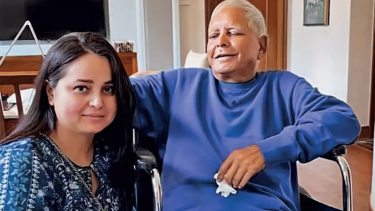 “मैंने अपने पिता को गंदी किडनी लगवाई, करोड़ों रुपये लिए…” रोहिणी आचार्य का छलका दर्द, सोशल मीडिया पर किया साझा