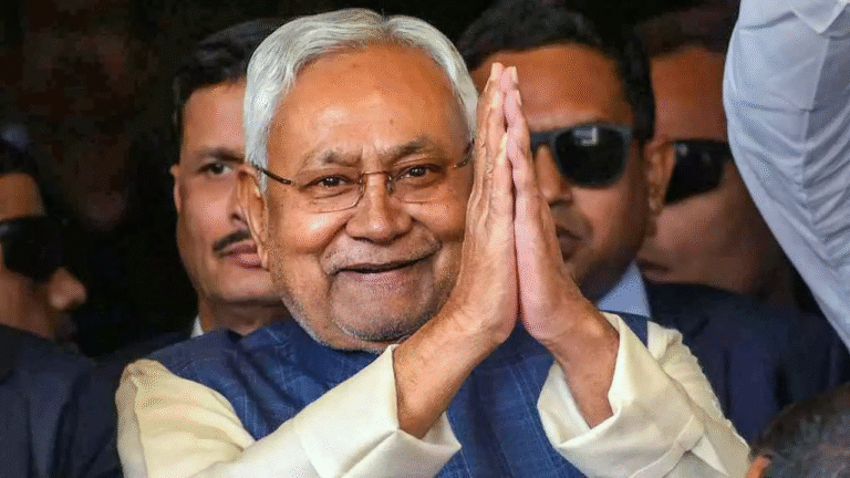 Bihar Deputy CM: महिला को मिलेगा बिहार डिप्टी CM का पद, कौन कौन है इसका दावेदार? 19 नवंबर से पहले तेज़ हुई सियासी सरगर्मी