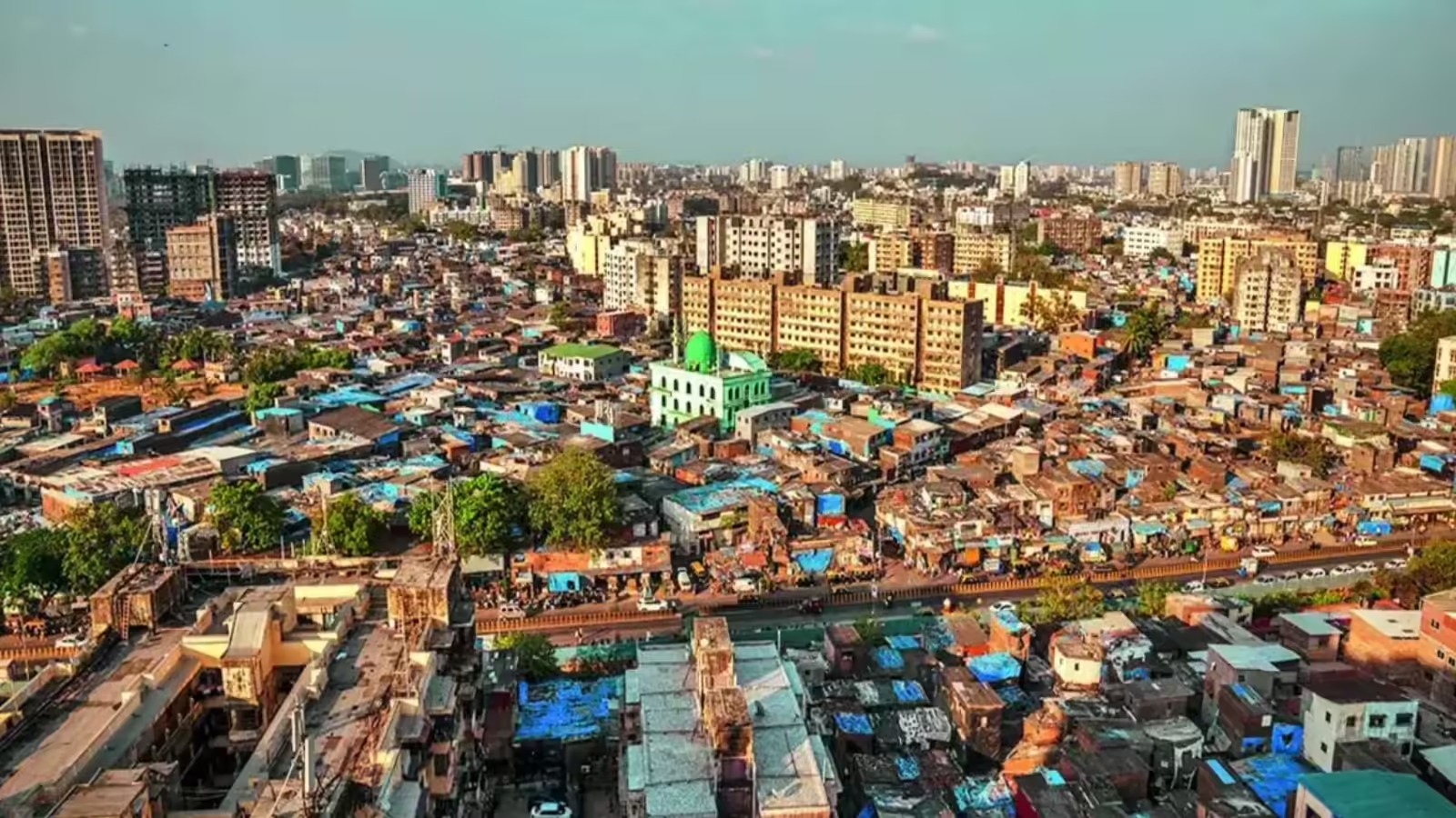मंजूरी के छह महीने बाद धारावी पुनर्विकास को मिली रफ्तार, निर्माण कार्य में तेजी