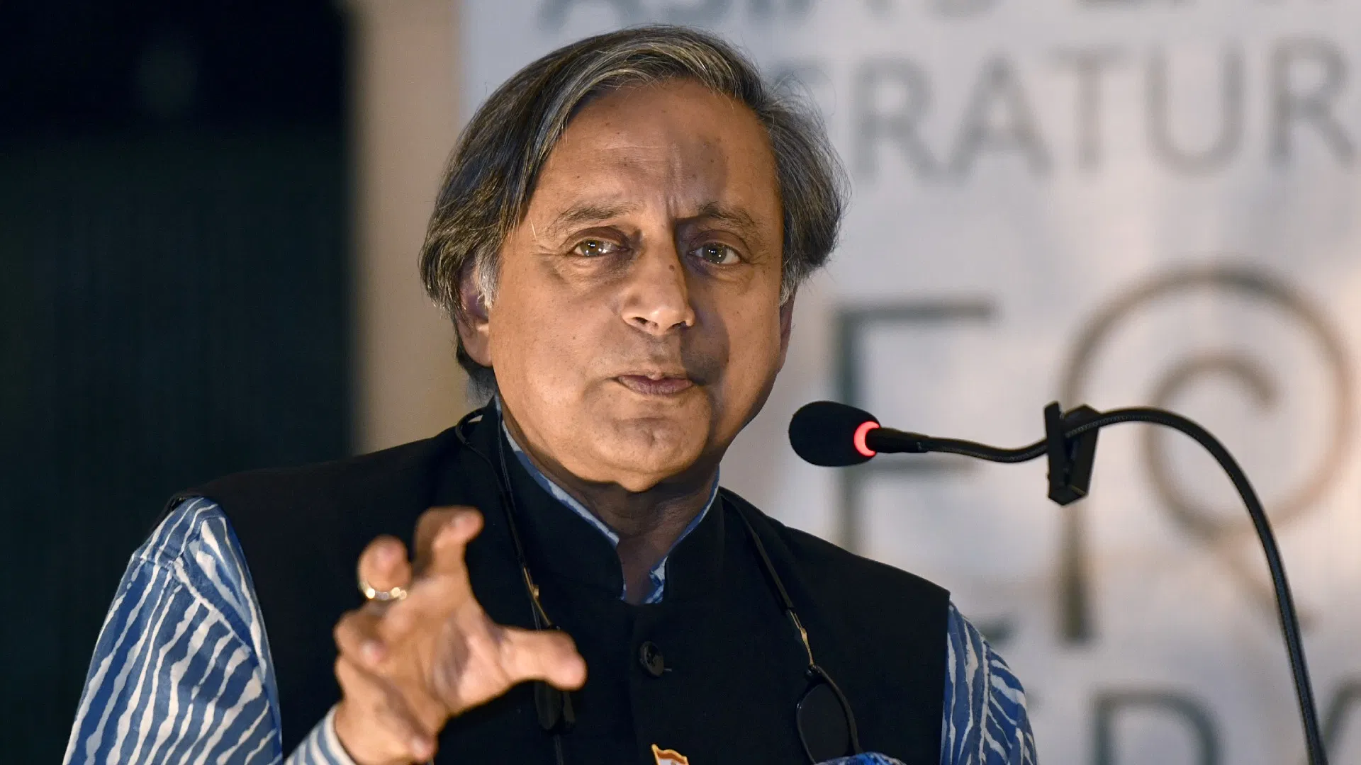 जिसकी लाठी उसकी भैंस, मादुरो गिरफ्तारी पर शशि थरूर ने नाराजगी जताई; क्या कहा जानें