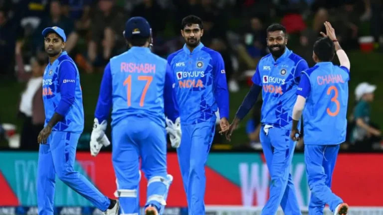 टी20: जैक फाउल्क्स ने डाले सबसे महंगे 3 ओवर, भारत ने न्यूजीलैंड को 16वें ओवर में हराया