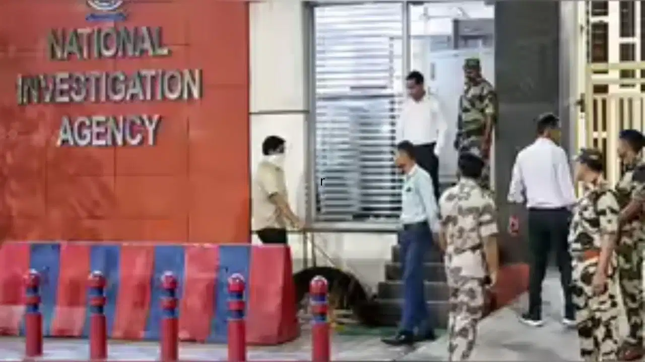 टेरर फंडिंग पर NIA का बड़ा एक्शन, जम्मू-कश्मीर में कई ठिकानों पर छापेमारी