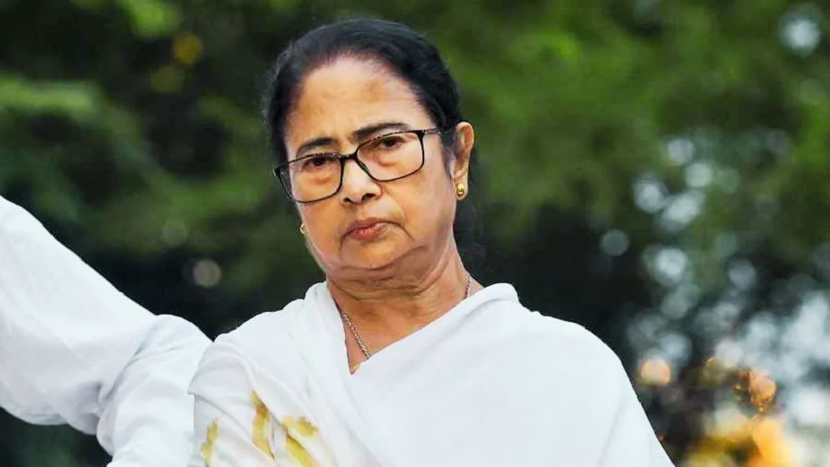टीएमसी में बढ़ी बगावत, सुष्मिता देव के इस्तीफे से ममता बनर्जी को बड़ा झटका