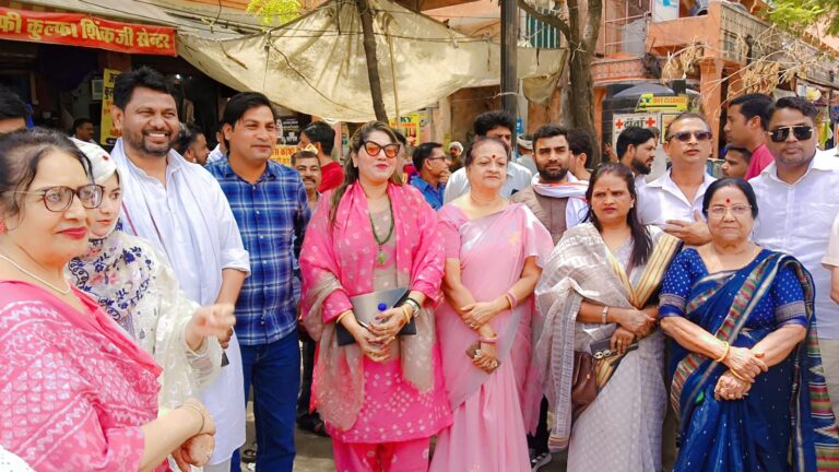महंगाई और बेरोजगारी के खिलाफ कांग्रेस का जोरदार प्रदर्शन, भाजपा सरकार पर साधा निशाना