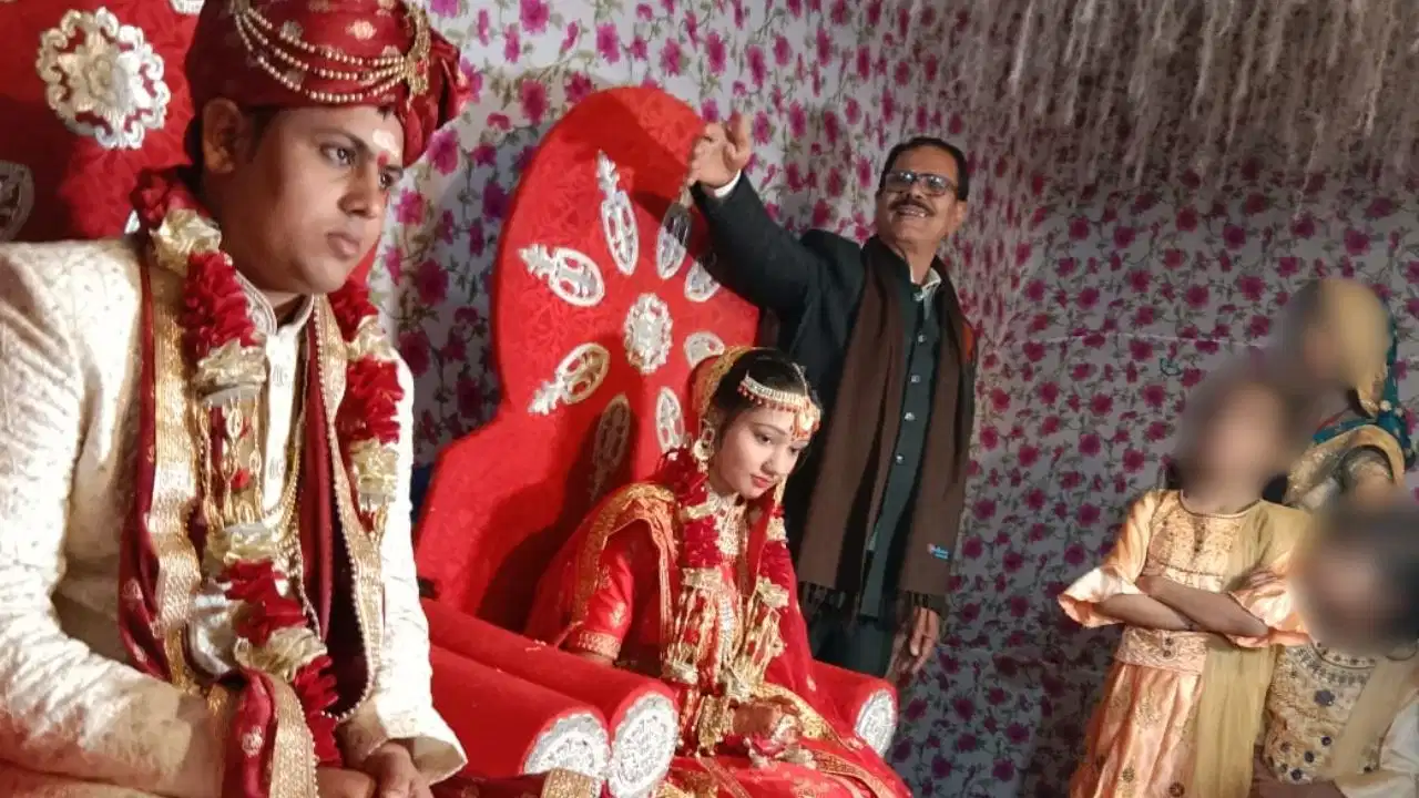 दहेज में लाखों की मांग या साजिश? रोशनी की मौत ने खड़े किए कई सवाल