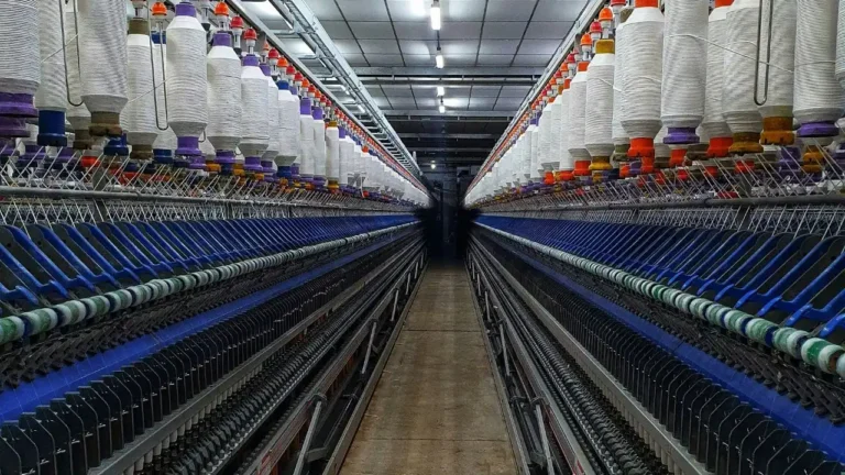 देश का पहला टेक्सटाइल पुलिस स्टेशन बनेगा सूरत में, कपड़ा कारोबारियों को मिलेगा विशेष सुरक्षा कवच