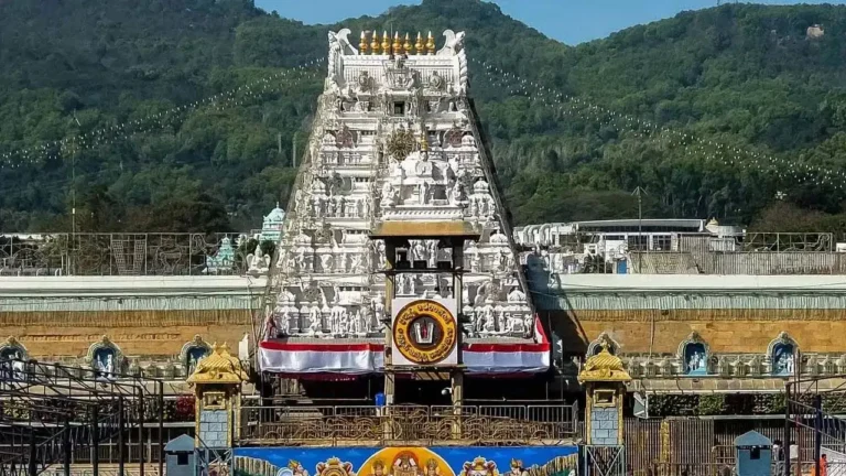 तिरुपति बालाजी में रोज 1000 श्रद्धालुओं को मिलेगा मुफ्त दर्शन का मौका, निशुल्क मिलेगा प्रसाद का लड्डू