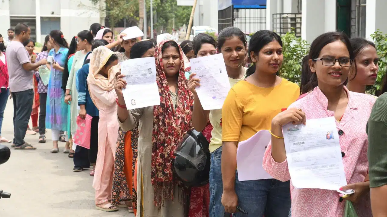 UGC NET 2026: 22 जून से परीक्षा शुरू, एडमिट कार्ड के साथ ये दस्तावेज ले जाना न भूलें