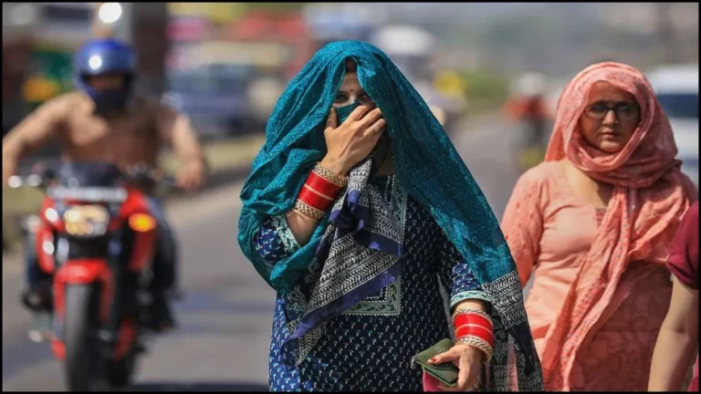 यूपी में गर्मी से राहत नहीं, आज लखनऊ-वाराणसी समेत 32 जिलों में लू का अलर्ट, मानसून भी हुआ लेट