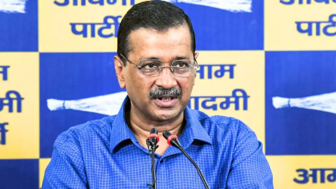 छात्रों पर पुलिस कार्रवाई को लेकर केजरीवाल का हमला, बोले- 'सरकार ने अंग्रेजों को भी पीछे छोड़ दिया'