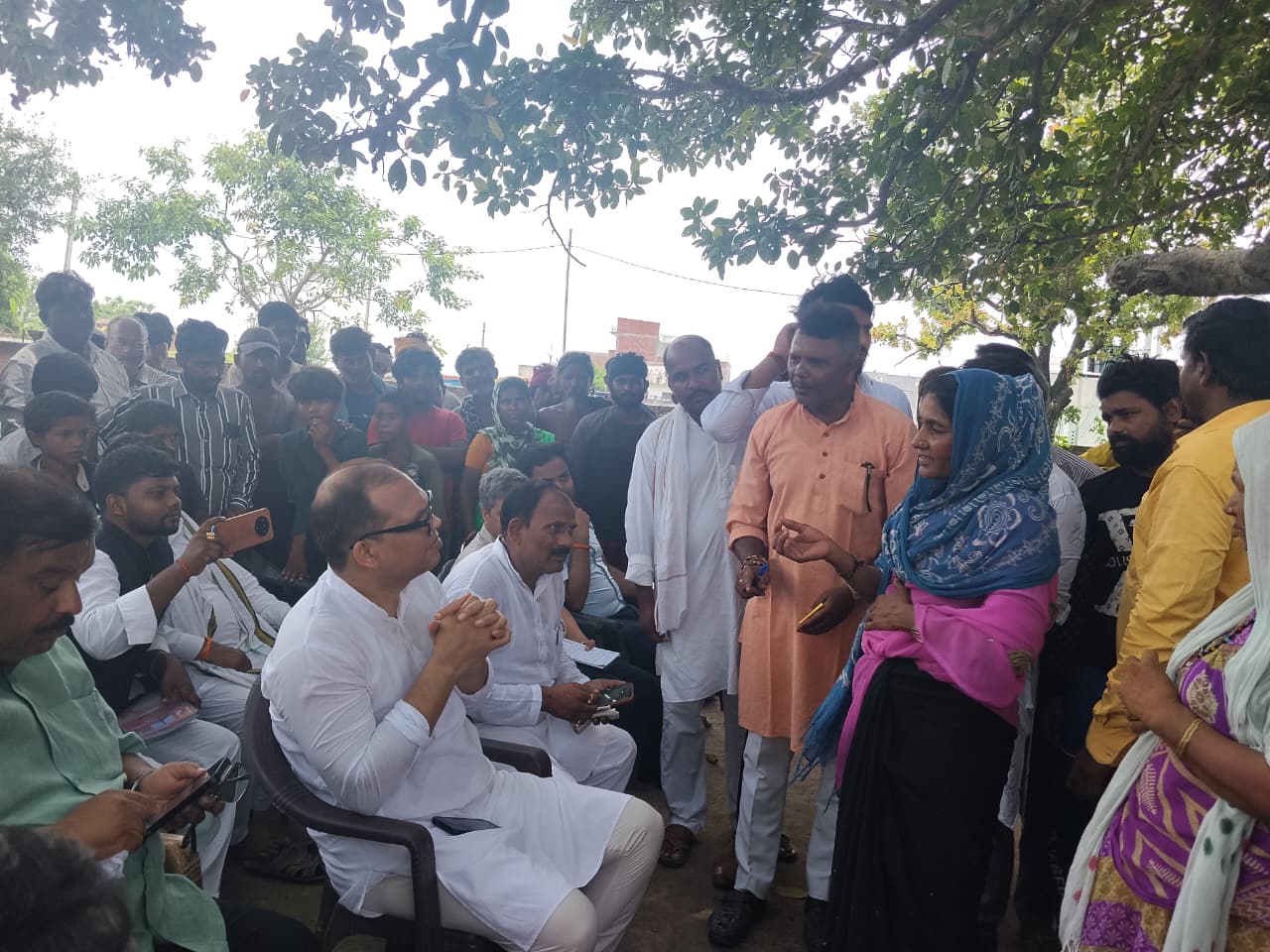 लखनऊ: माननीय सदस्य, राष्ट्रीय अनुसूचित जाति आयोग ने अनुसूचित जाति बस्तियों एवं डॉ. बाबा साहेब भीमराव अम्बेडकर विश्वविद्यालय का किया स्थलीय निरीक्षण, अधिकारियों को दिए आवश्यक निर्देश