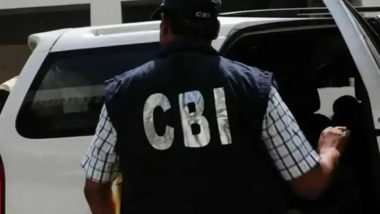 जम्मू-कश्मीर में CBI का शिकंजा, डोडा में रिश्वत लेते PWD इंजीनियर गिरफ्तार