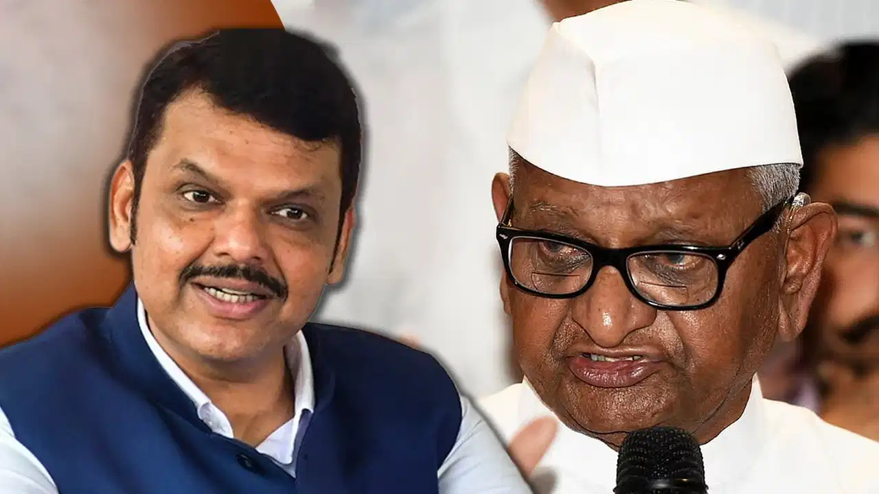 अन्ना हजारे के अनशन से पहले महाराष्ट्र सरकार बैकफुट पर, RTI नियमों पर लगी रोक
