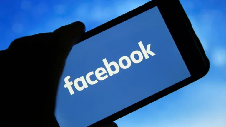 Facebook यूजर्स अलर्ट! लॉग-इन, Messenger और फोटो अपलोड सब हुआ ठप