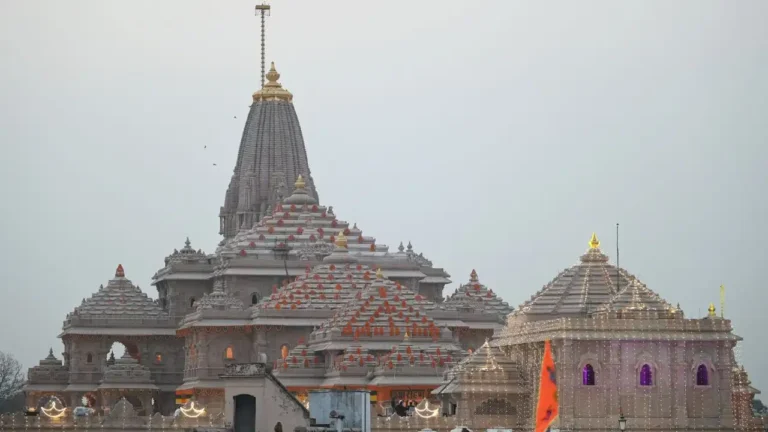 राम मंदिर चढ़ावा चोरी मामले में बड़ा अपडेट, अयोध्या पुलिस को 3 आरोपियों की मिली एक दिन की रिमांड