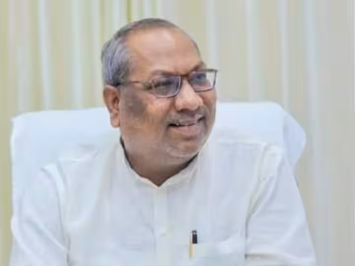 सावन में संजय निषाद ने मछली को बताया 'शाकाहारी', बोले- 'बिना लहसुन-प्याज के बनाएं'