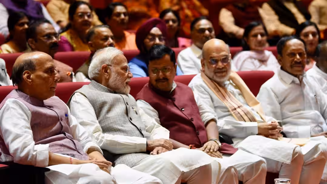 PM मोदी और नितिन नवीन ने बांकीपुर पर की बात? दिलचस्प तस्वीर