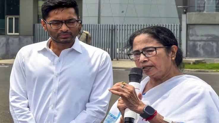 TMC के बागियों को झटका! अभिषेक बनर्जी की याचिका पर सुप्रीम कोर्ट ने जारी किया नोटिस