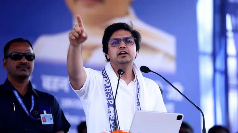 आकाश आनंद को लेकर यूपी में सियासी हलचल, कई दलों की नजर