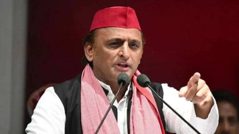 विनोद साहनी मामले में अखिलेश ने संजय निषाद तक पहुंचाया संदेशा! इस बयान के क्या हैं मायने?