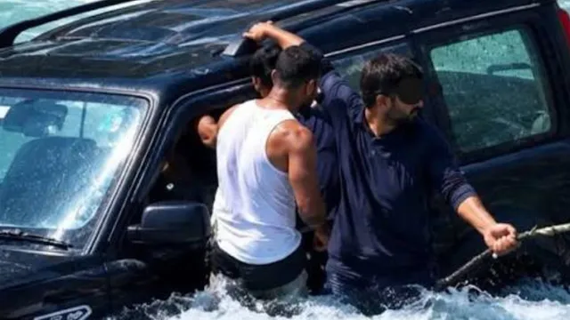 Reels बनाने की सनक में नदी में उतार दी स्कॉर्पियो, फिर पड़ गए लेने के देने