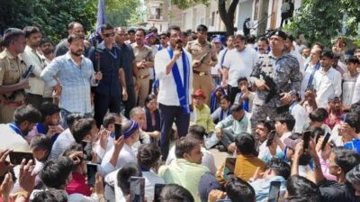 गोंडा विनोद साहनी हत्याकांड: चंद्रशेखर आजाद को पुलिस ने रोका, समर्थकों से धक्का-मुक्की के बाद हंगामा