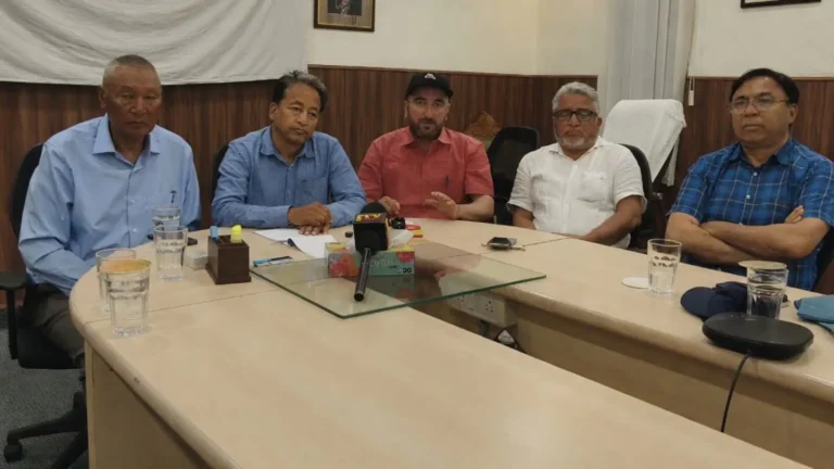 सोनम वांगचुक आज करेंगे 20 किमी पदयात्रा, लद्दाख के लिए संवैधानिक सुरक्षा और राज्य के दर्जे की मांग