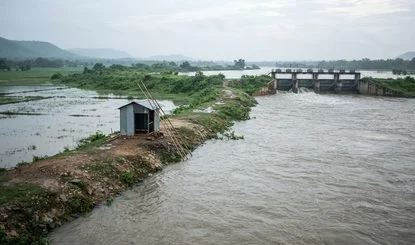 ओडिशा में भारी बारिश से बाढ़ का खतरा, 70 हजार से ज्यादा लोग सुरक्षित स्थानों पर पहुंचाए